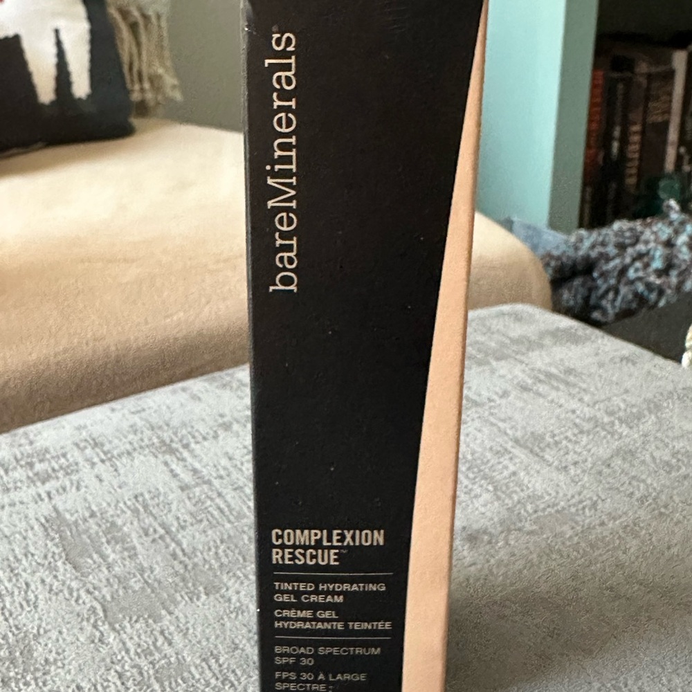 bareMinerals Complexion Rescue foundation, brand new, sealed - Picture 3 of 3